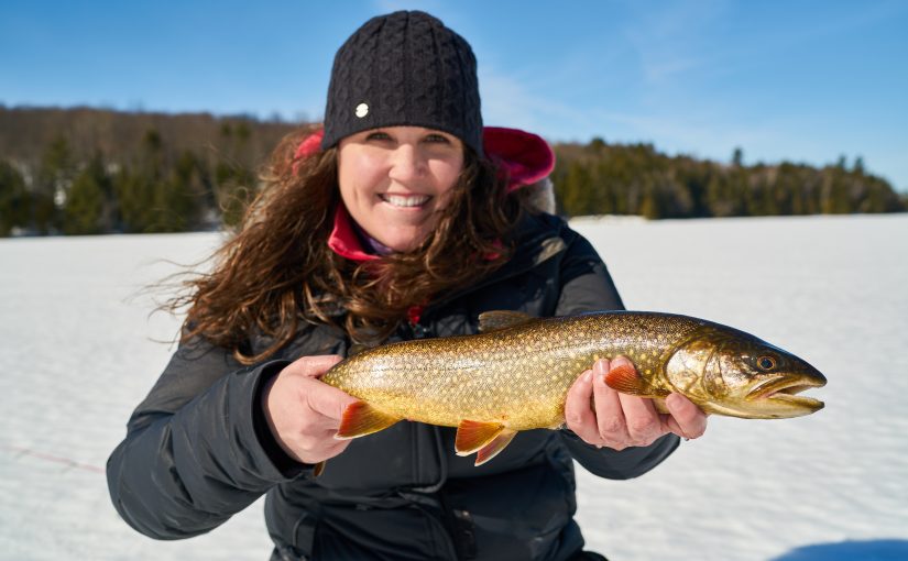 10in Ice Fishing Fish Well Floating Fish Basket Ice Fishing