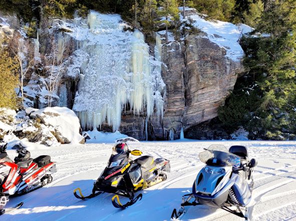 snowmobile tours haliburton